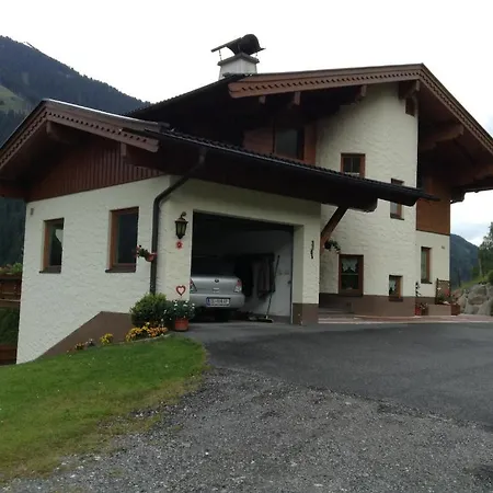 Haus Zirmblick Lägenhet Saalbach-Hinterglemm