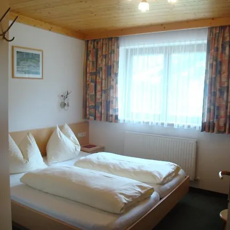 Haus Zirmblick Apartment